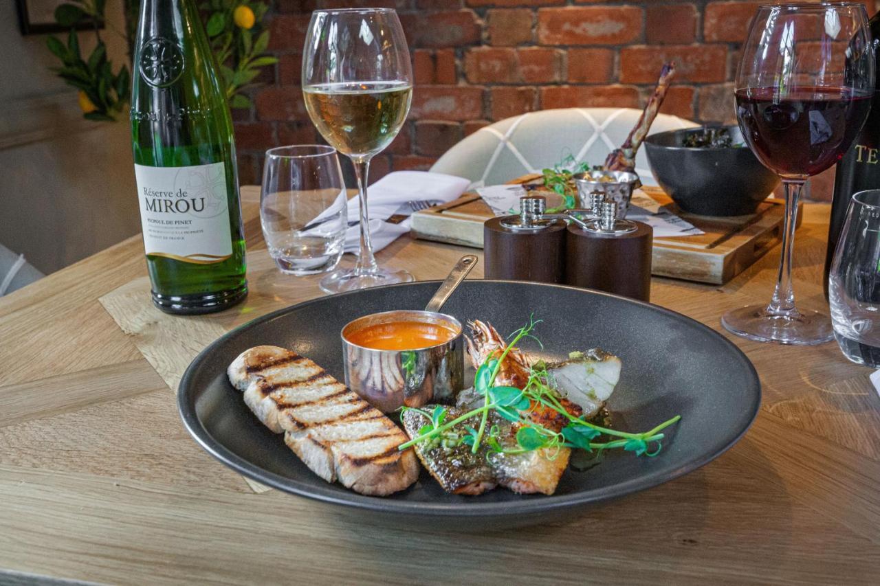 The Wynnstay Hotel, Oswestry, Shropshire Екстер'єр фото