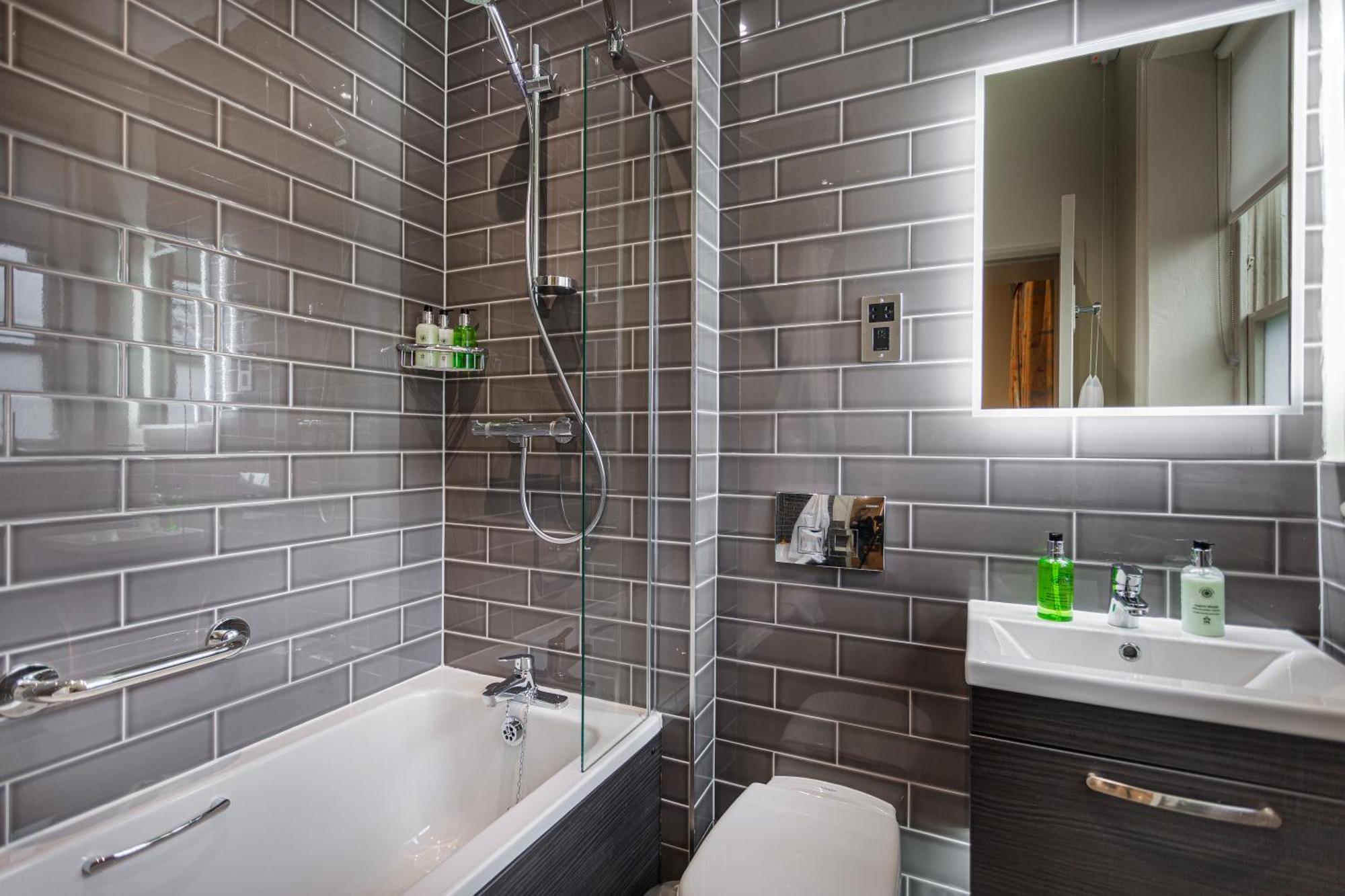 The Wynnstay Hotel, Oswestry, Shropshire Екстер'єр фото