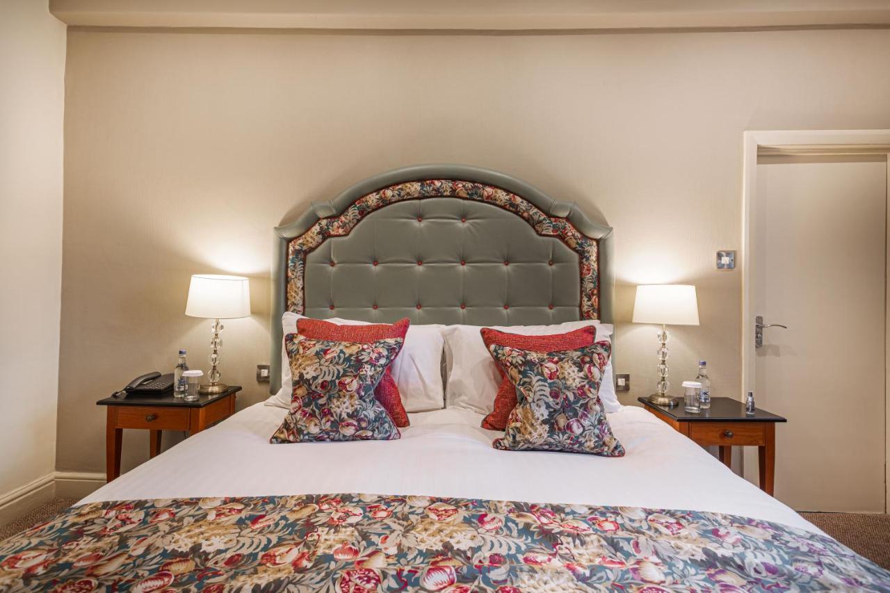 The Wynnstay Hotel, Oswestry, Shropshire Екстер'єр фото