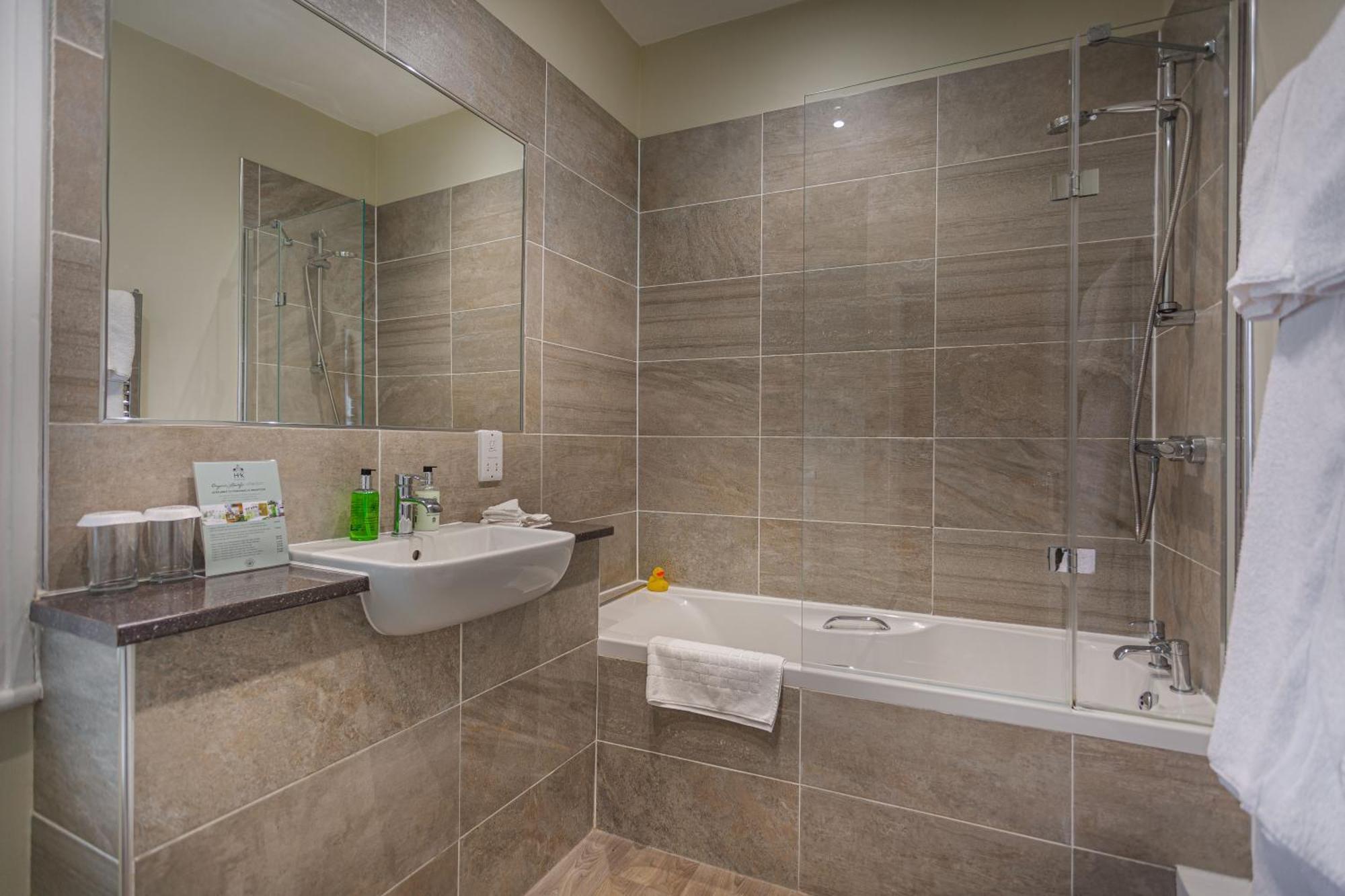 The Wynnstay Hotel, Oswestry, Shropshire Екстер'єр фото