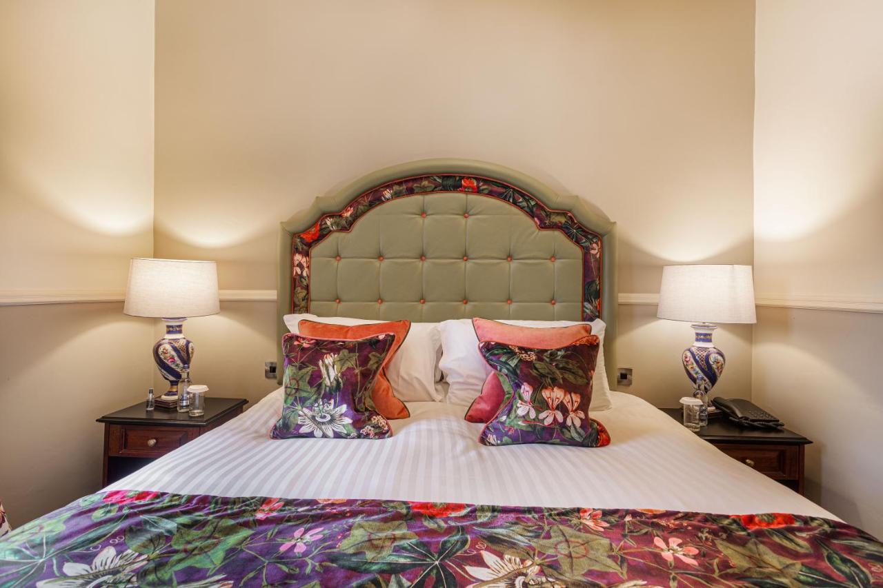 The Wynnstay Hotel, Oswestry, Shropshire Екстер'єр фото