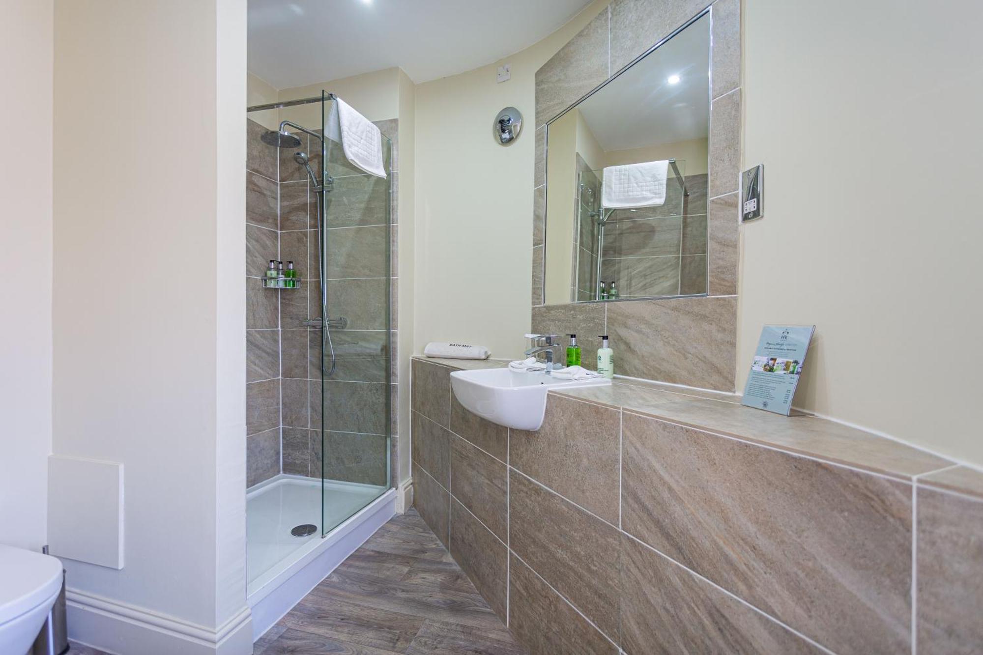 The Wynnstay Hotel, Oswestry, Shropshire Екстер'єр фото