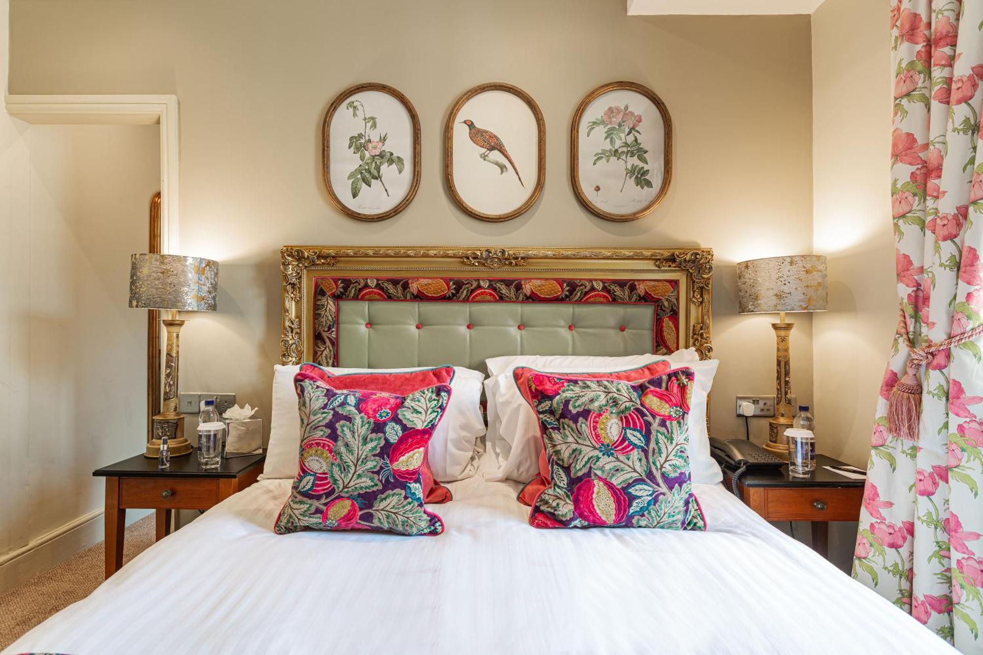 The Wynnstay Hotel, Oswestry, Shropshire Екстер'єр фото