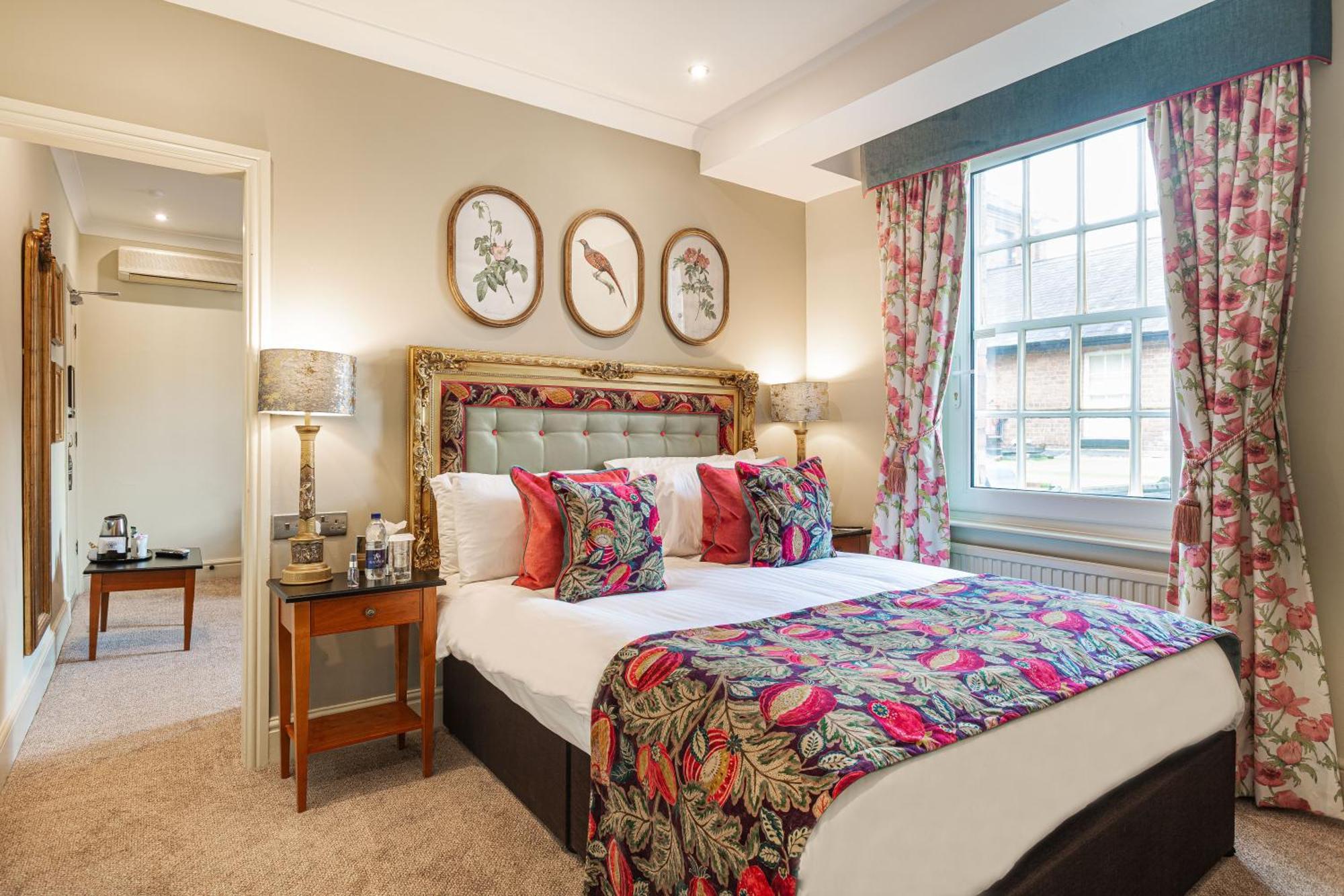The Wynnstay Hotel, Oswestry, Shropshire Екстер'єр фото