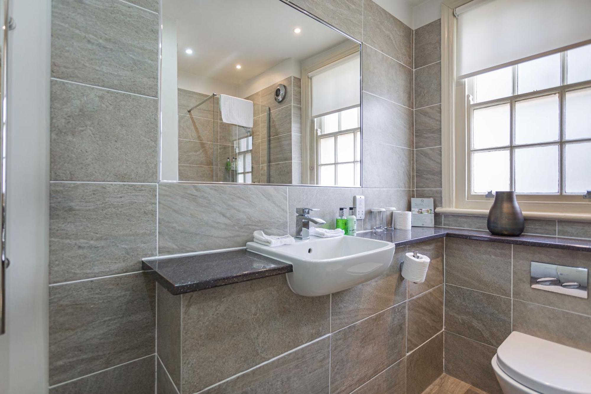 The Wynnstay Hotel, Oswestry, Shropshire Екстер'єр фото