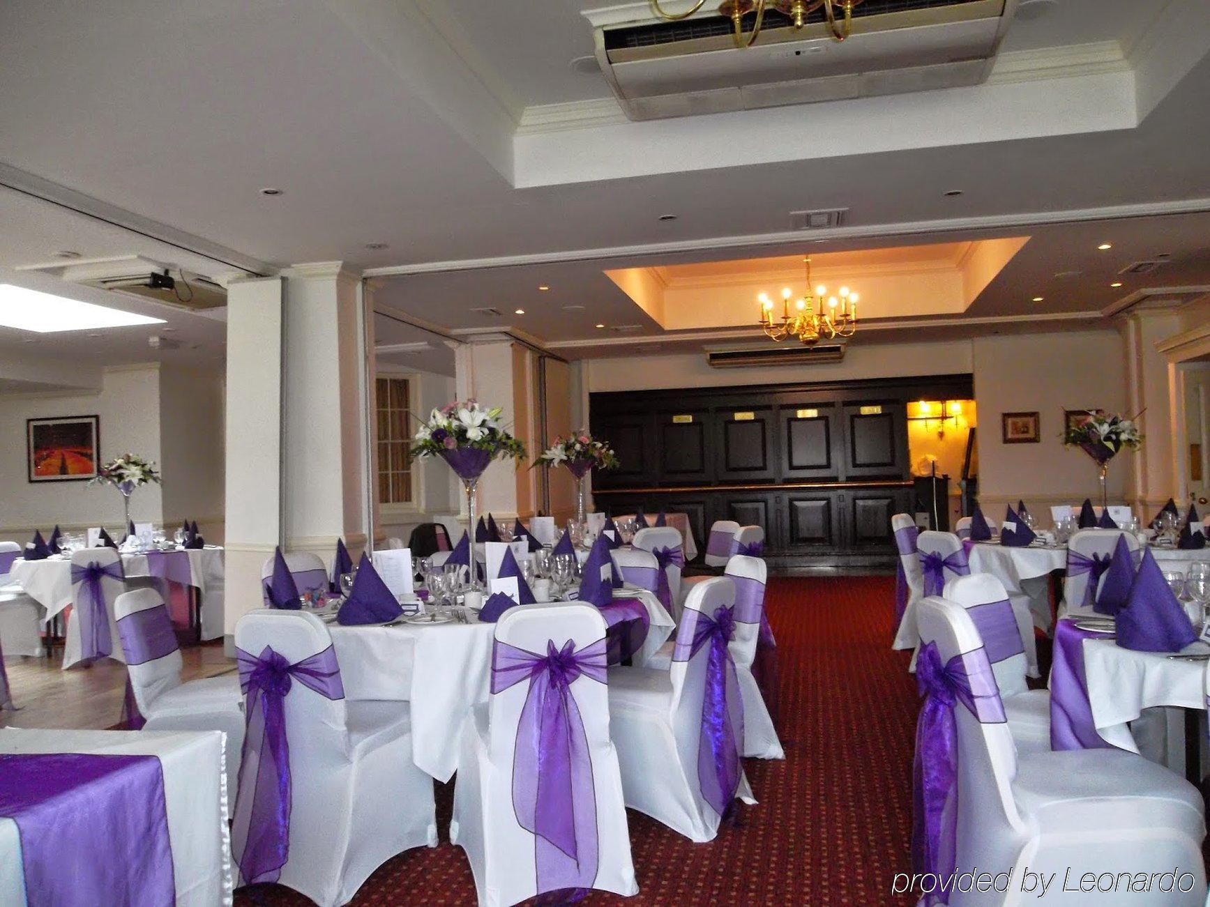 The Wynnstay Hotel, Oswestry, Shropshire Екстер'єр фото