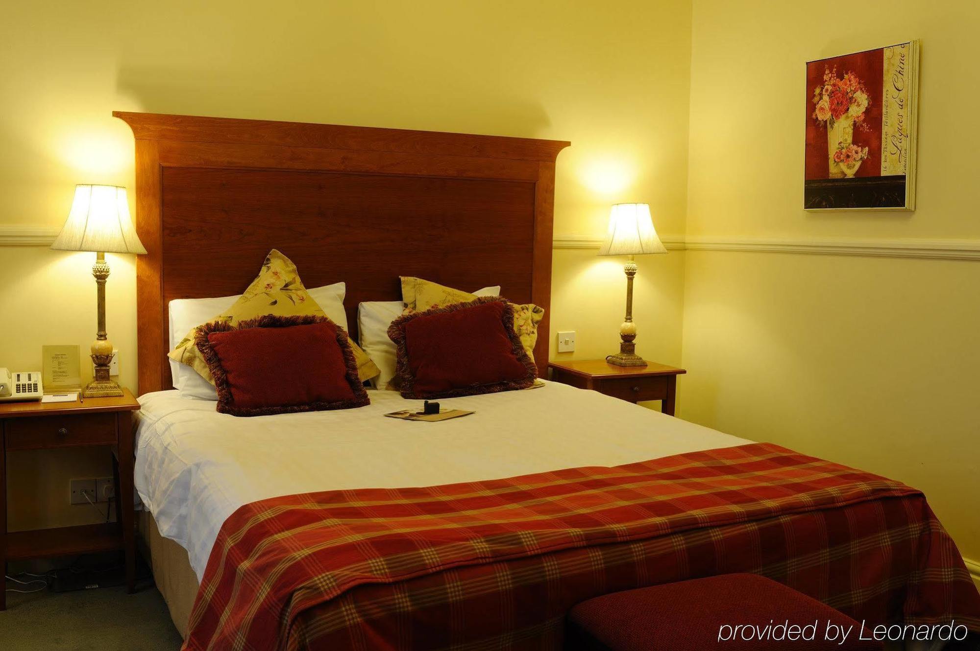 The Wynnstay Hotel, Oswestry, Shropshire Екстер'єр фото